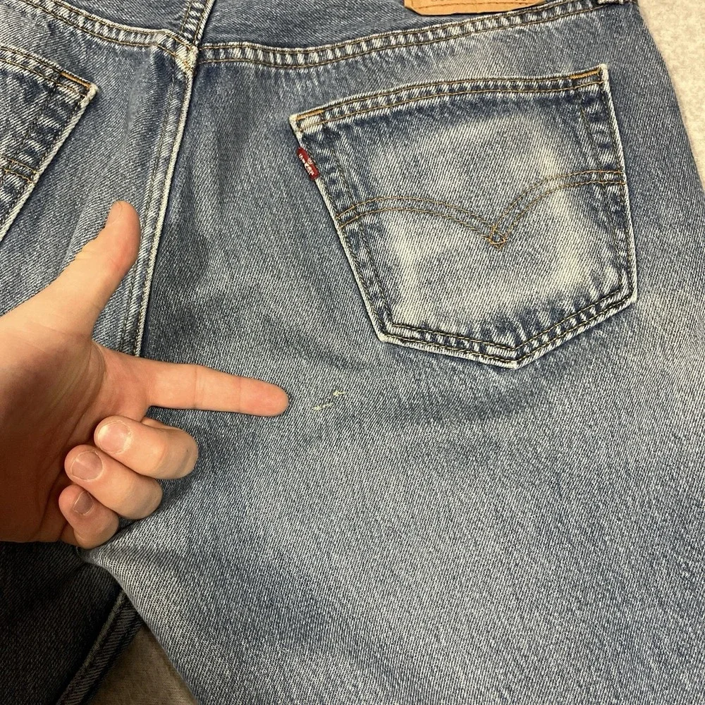 Vintage Levis Jeans Mens 34x28 Blue 501xx Straight Button Fly 90s Raw Hem Light